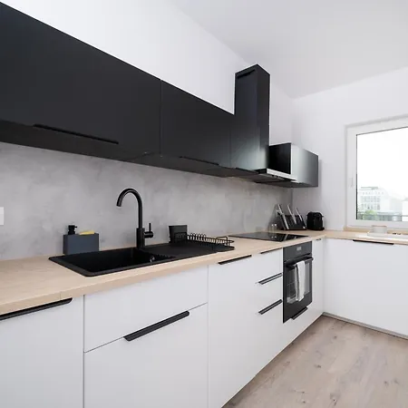 公寓 69m2 Pomorska - Balcony, Workspace, Bus - By Rentujemy *