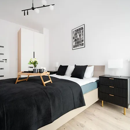 69m2 Pomorska - Balcony, Workspace, Bus - By Rentujemy 罗兹