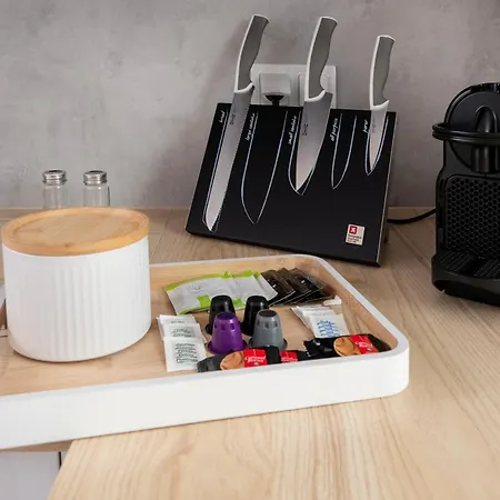 69m2 Pomorska - Balcony, Workspace, Bus - By Rentujemy Appartement