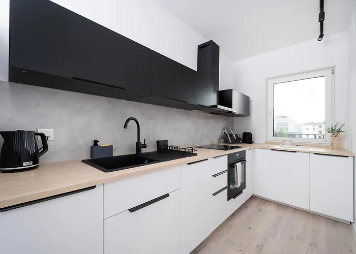 Lejlighed 69m2 Pomorska - Balcony, Workspace, Bus - By Rentujemy *