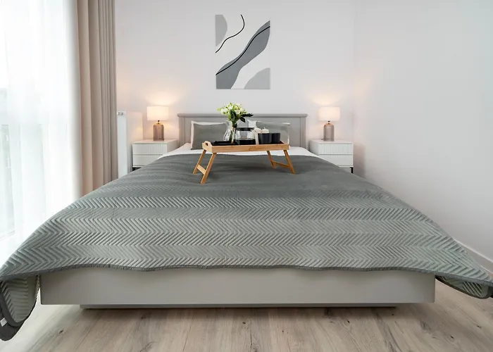 Lejlighed 69m2 Pomorska - Balcony, Workspace, Bus - By Rentujemy *